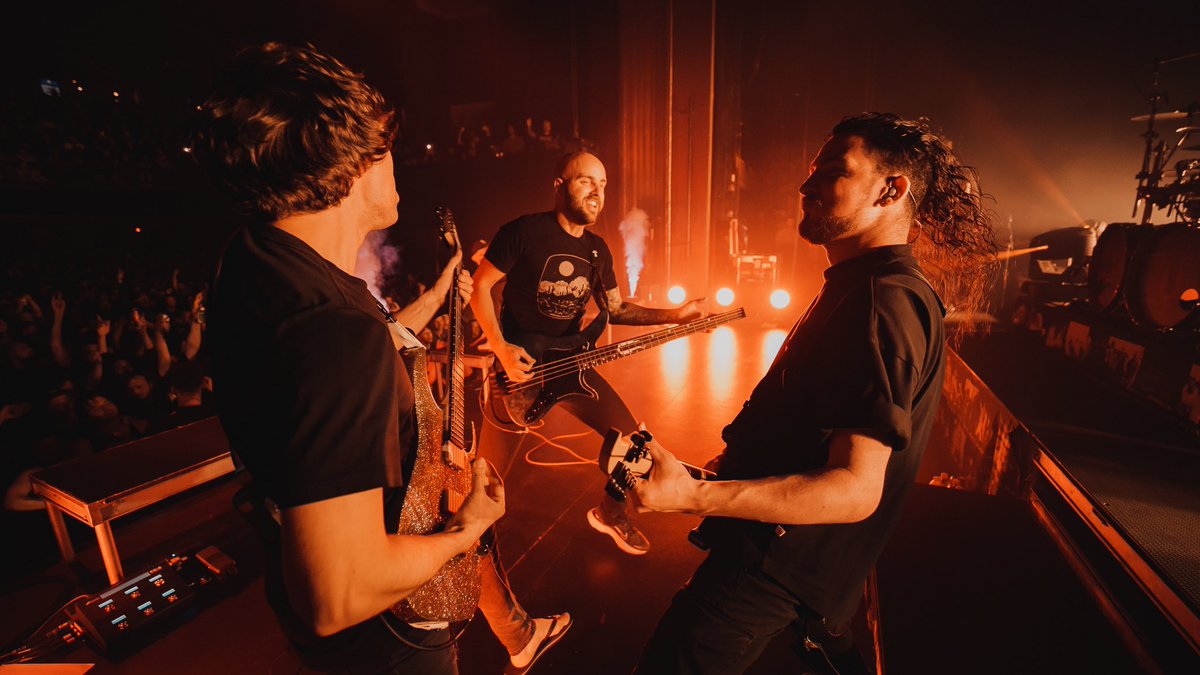 Steven Jones tweet media