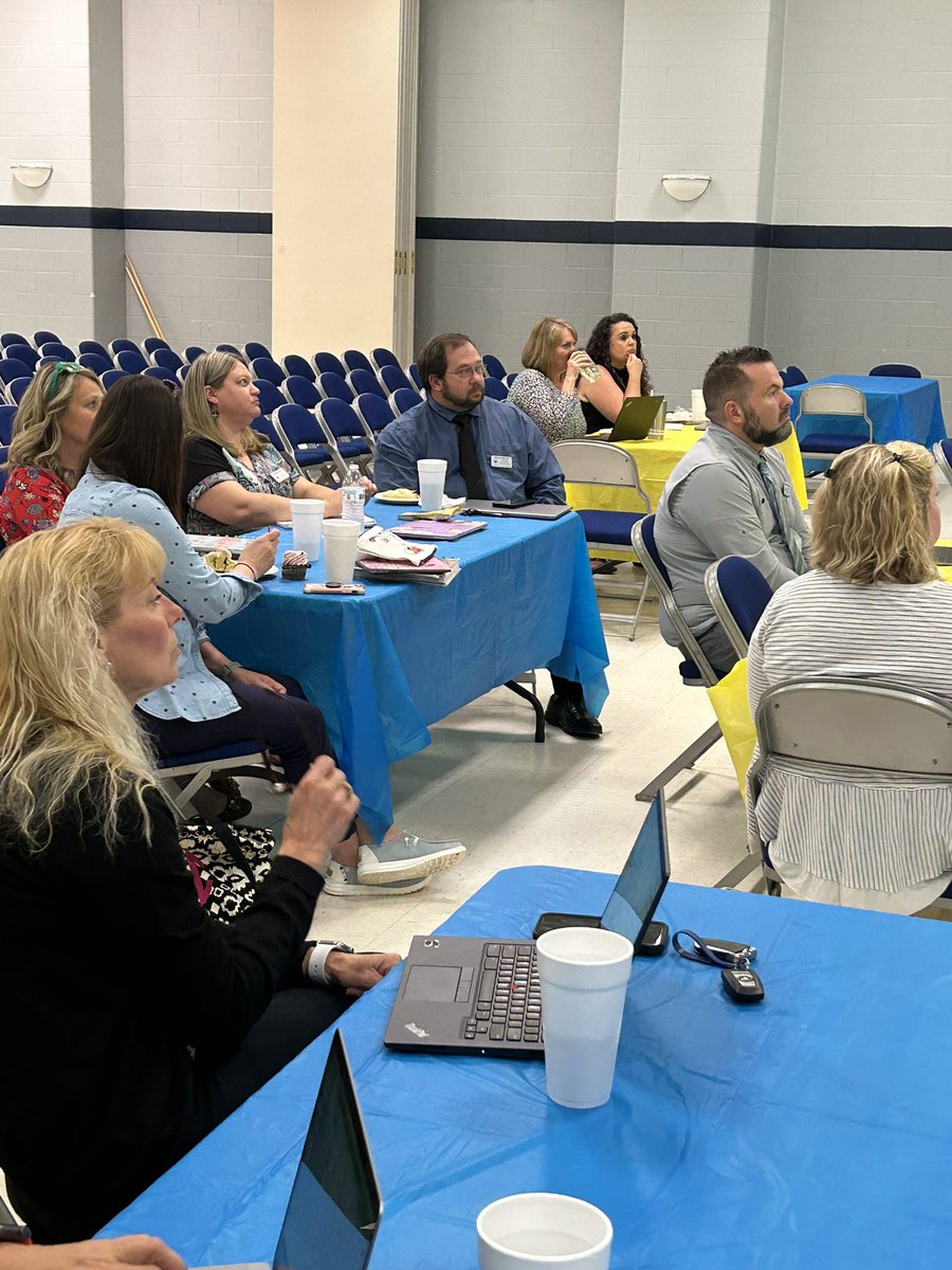 Mrs. Hamby tweet media