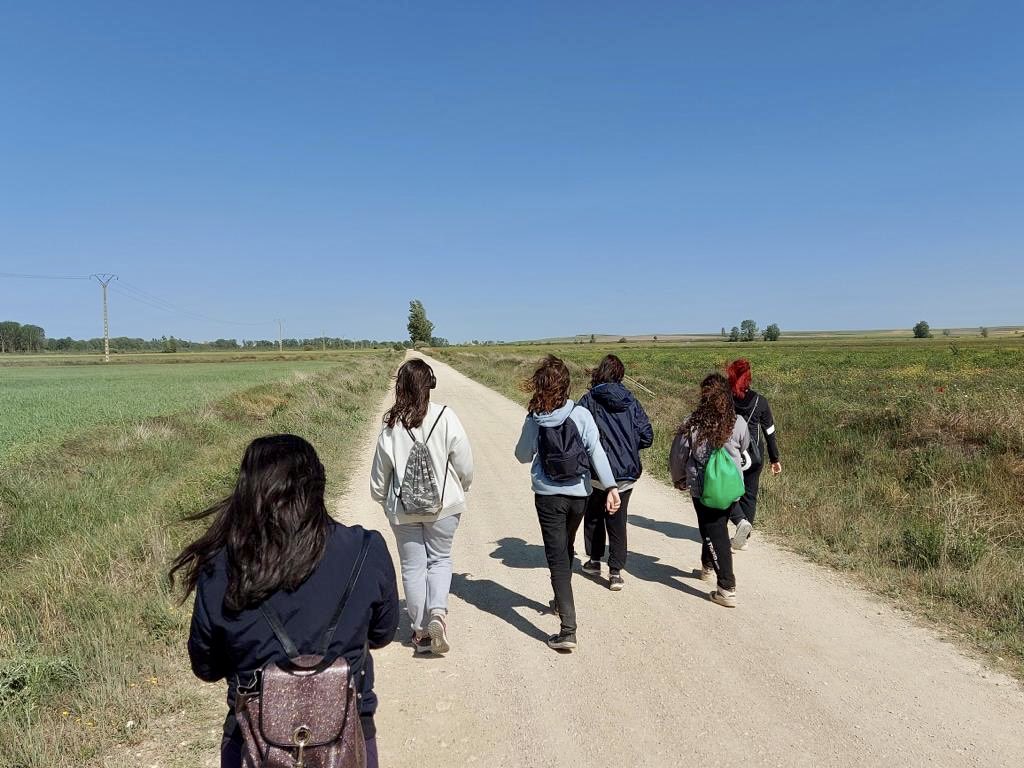 iesrecesvinto's tweet photo. …Organizado por los departamentos de Educación Física y Geografía e Historia, sin duda ha sido una mañana estupenda y diferente.
#iesrecesvinto #VentadeBaños #Dueñas #aulario #únicoencyl
#unistitutoendoslocalidades #EducaciónFísica #GeografíaeHistoria https://t.co/Qtx5FbROgN