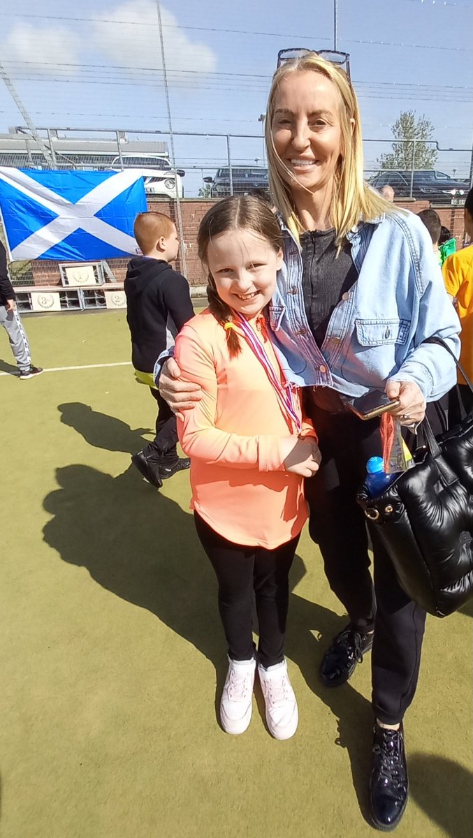 ashparkprimary's tweet photo. More Team P4C supporters. ❤️ #Team4C #familyaffair https://t.co/swObsH7rEA