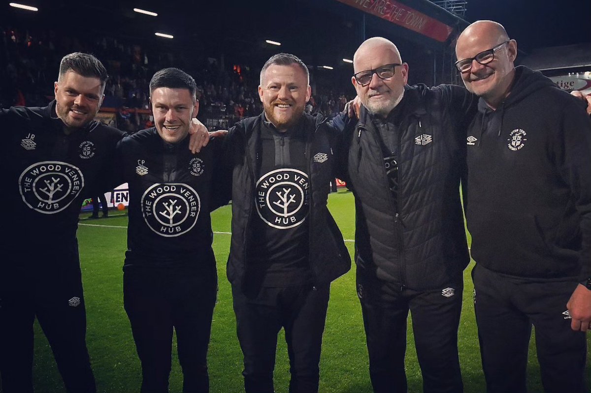 Darren Cook tweet media