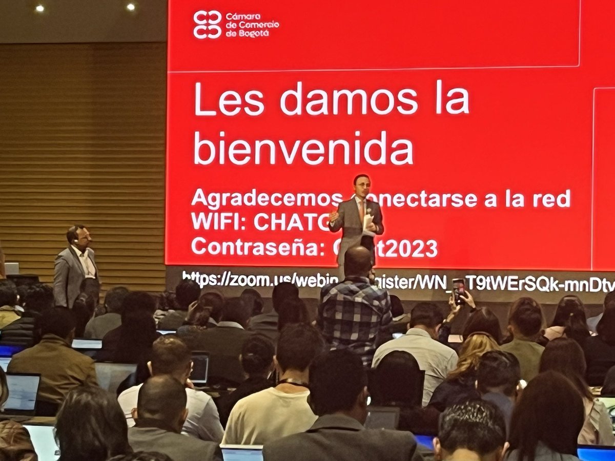 AndresCarboA's tweet image. Con activa participación de empresarios  se dio inicio del Workshop para utilizar la herramienta de inteligencia artificial ChatGPT con Aditya Berlia uno de los principales conocedores sobre la AI en el mundo. #ClusterSoftware @camaracomerbog  #Clusters