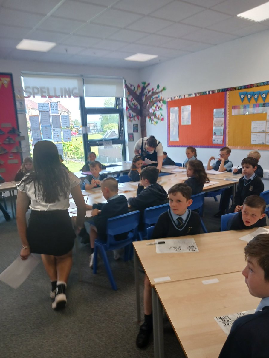 Big thank you to @Claire_Coggins1 for inviting pupils from @_stcolumba to lead numeracy learning in P4,5 and P6 today. Brilliant morning (more pictures in comments) 🥳🥳 @saintninians #transitions #NationalNumeracyDay