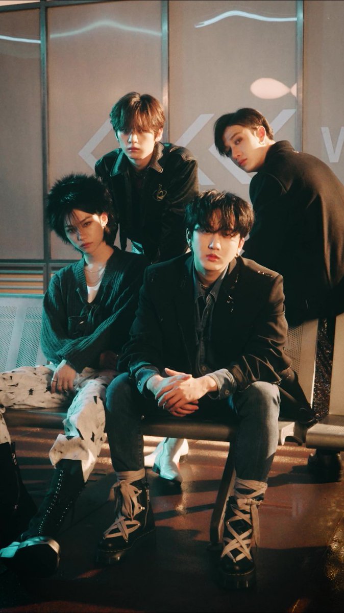 joromiishere's tweet photo. 5 STAR MOOD FILM
#SKZ_5_STAR_MoodFilm
#5_STAR #S_Class
#StrayKids @Stray_Kids https://t.co/NRmfSFYM9V