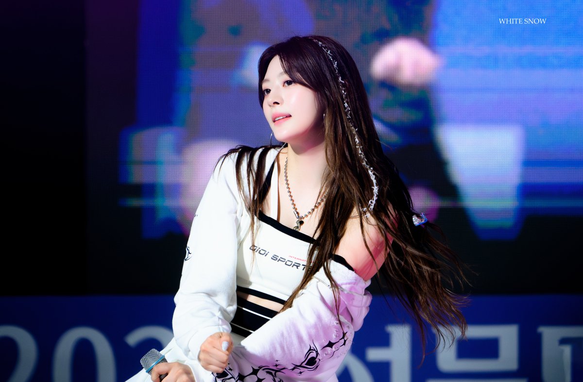 230517 선문대

#세은 #Seeun
#스테이씨 #STAYC

<a href="/STAYC_official/">STAYC(스테이씨)</a>