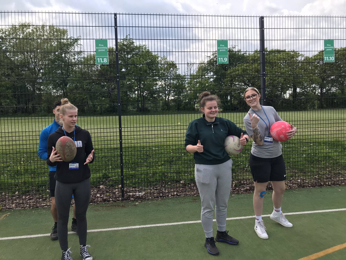 RODS_Transition's tweet image. The first afternoon of our Transition Workshops! Here are some pictures from our Sports one!

Thank you to Miss Bowman, Mr Lewis and Mr Oxley, along with a wonderful team of our 6th Formers who volunteered to help out! 

@Rodillian_Ac