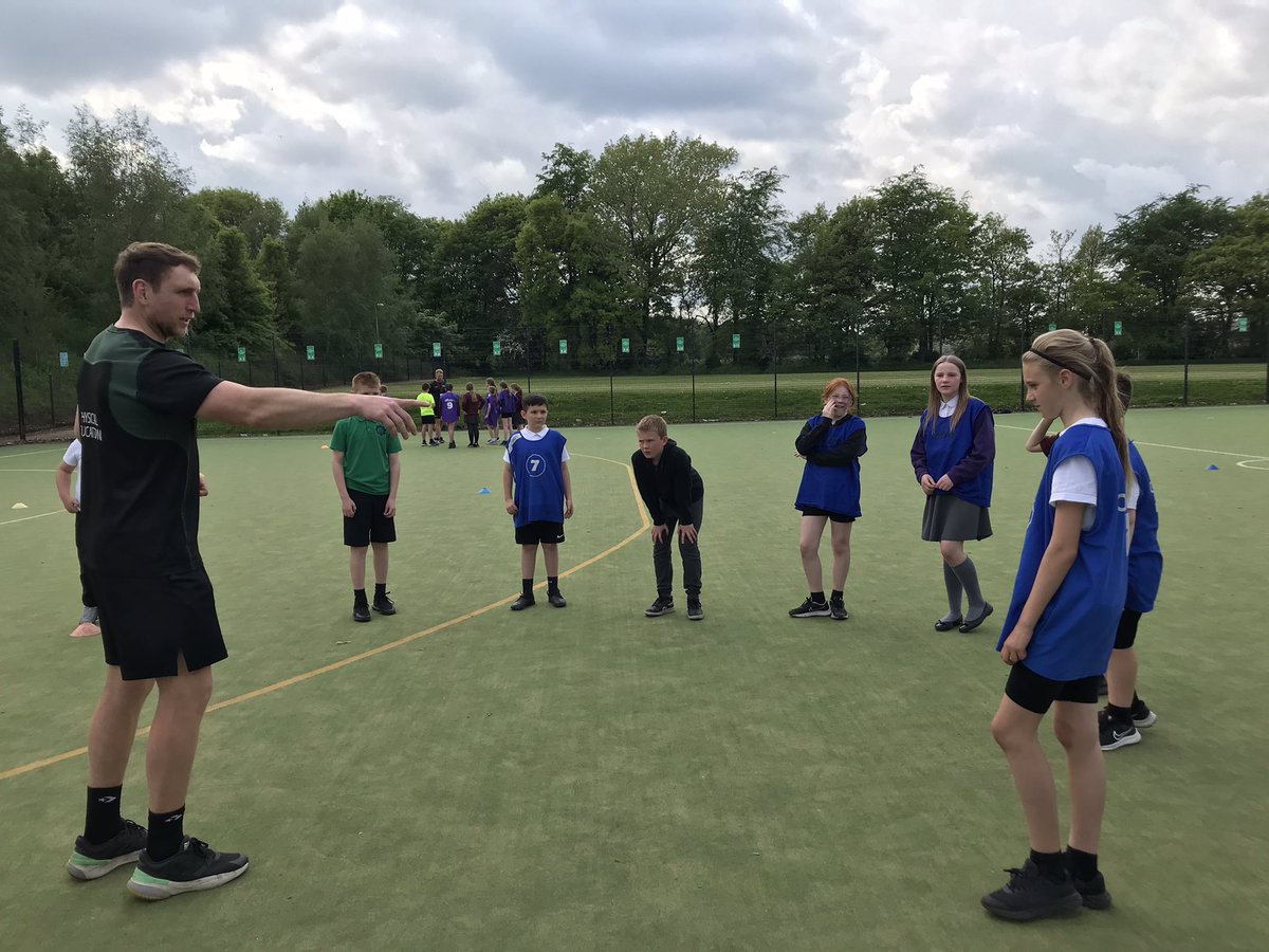 RODS_Transition's tweet image. The first afternoon of our Transition Workshops! Here are some pictures from our Sports one!

Thank you to Miss Bowman, Mr Lewis and Mr Oxley, along with a wonderful team of our 6th Formers who volunteered to help out! 

@Rodillian_Ac