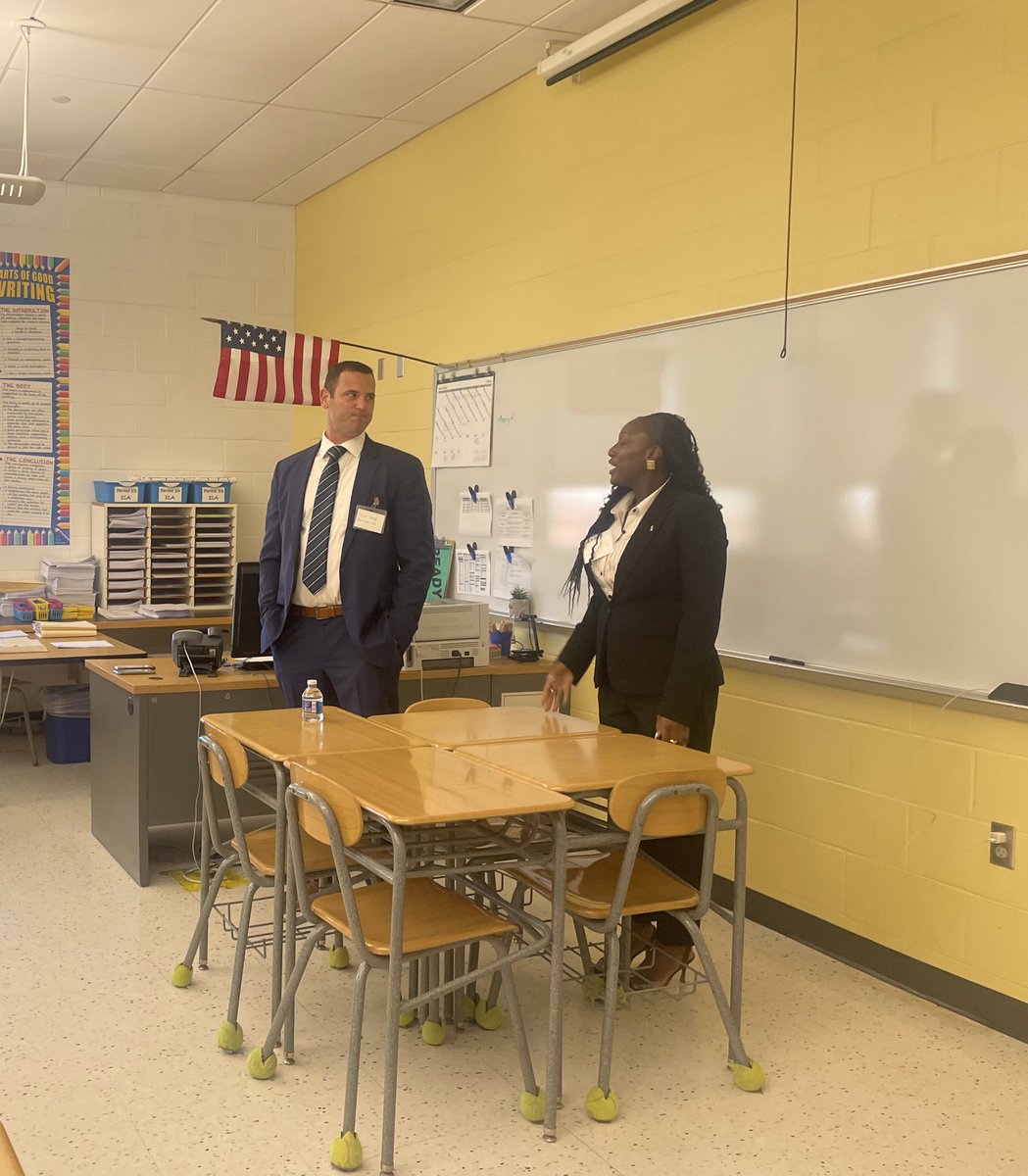 Career Day was amazing all thanks to Mrs. Hanlon and all of her planning and our guest speakers who were professionals in a wide variety of occupations! What a great learning experience for all of us