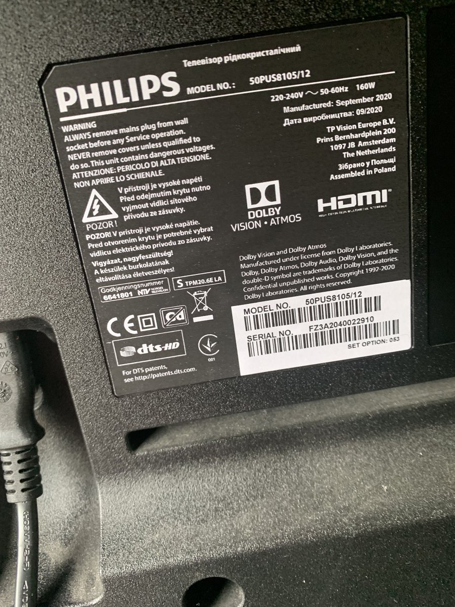 MelanieAndrews's tweet photo. @Philips woke up and turned on our 2.5 year old Philips tv this morning to this. Is this a known fault? Consumer rights suggest a tv should last more than 3 years. https://t.co/Gf8AqQ3mAH