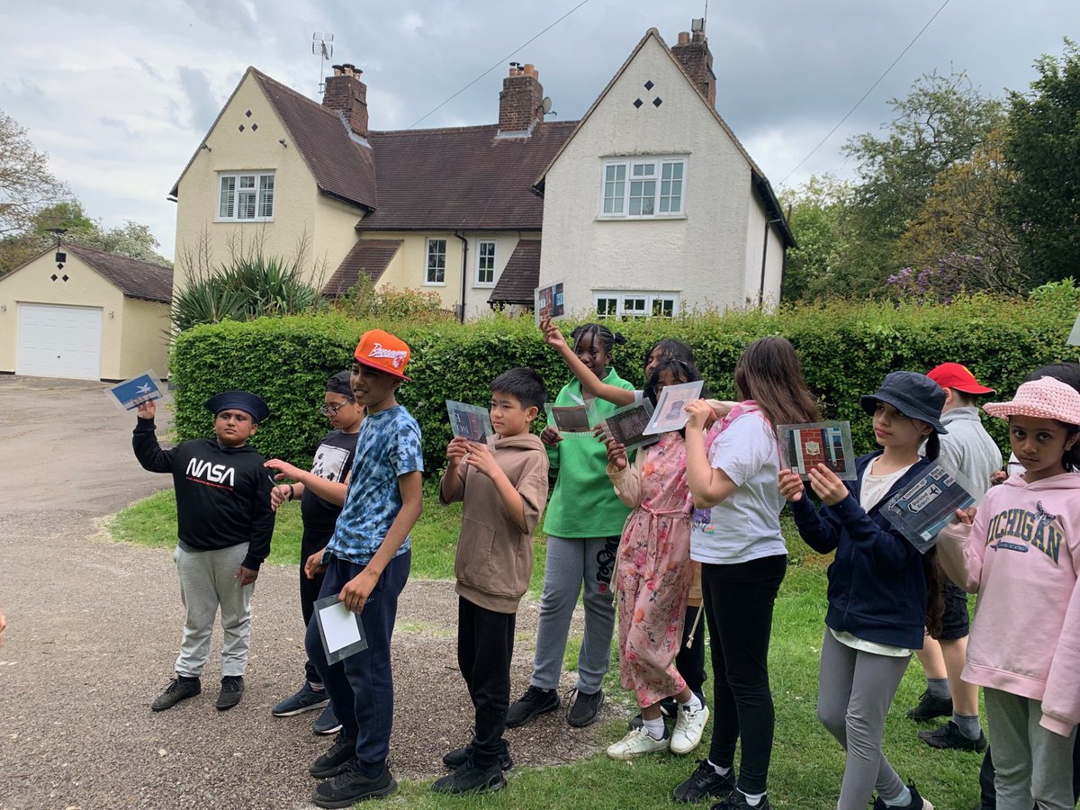 ccsch_bricklane's tweet photo. Another fantastic day at @LoveGorsefield for our Year 6s! What better way to end the day than an ice cream with friends!🍦#year6residential #year6 #towerhamletsprimaryschool https://t.co/sneSjyY6sE