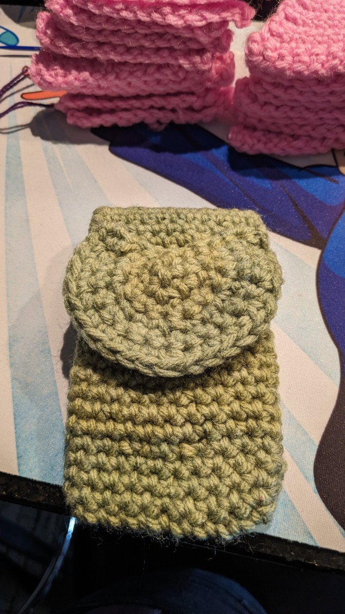 Church_Cosplay's tweet photo. From cell phone pouch to fake pouch! Things are happening! https://t.co/dAsTY8vRec