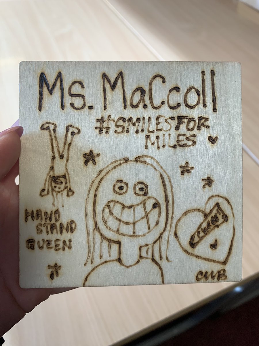 I was taken by absolute suprise to receive this amazing and thoughtful gift from an S4 pupil - late birthday gifts are the best!! #handstandqueen #smilesformiles 😁🩵