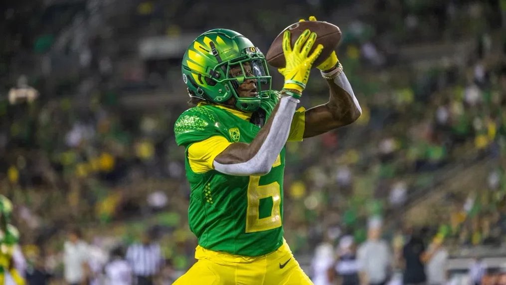 BethelRoman13's tweet photo. After a great conversation with @CoachWillStein, I am blessed to receive an offer from @oregonfootball. Thanks coach. @Coach_LaFavers @CoachKScholz @RPHS_FB https://t.co/emUAeSiqd5