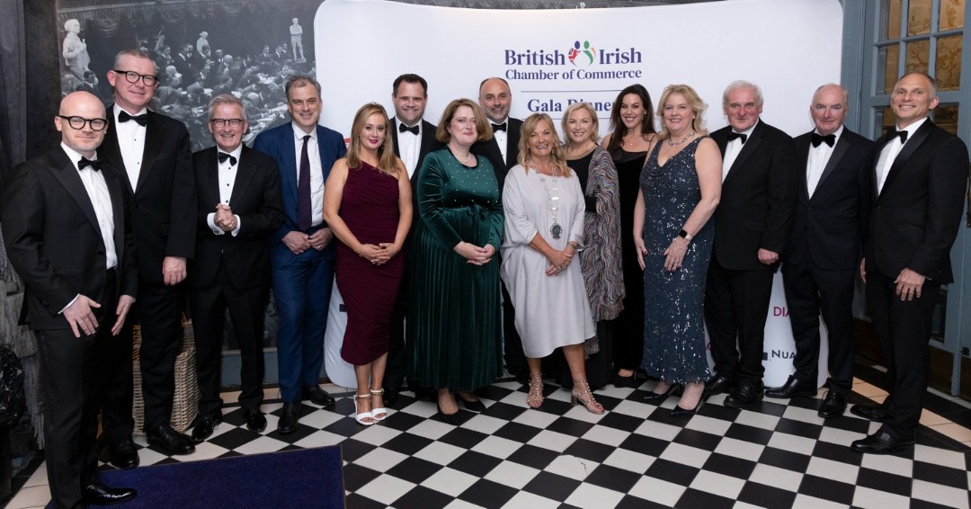 Phoenix Search tweet media