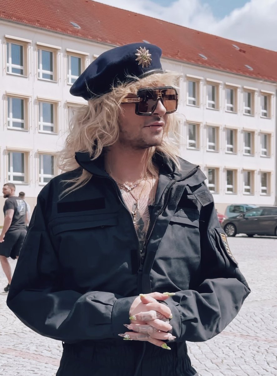 Hey wey are... 
Tokio Hotel police officers 🖤👮👽