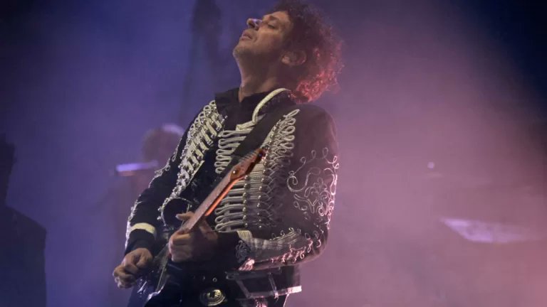KhorneRuiz's tweet image. #poderosachapata el maestro Cerati
