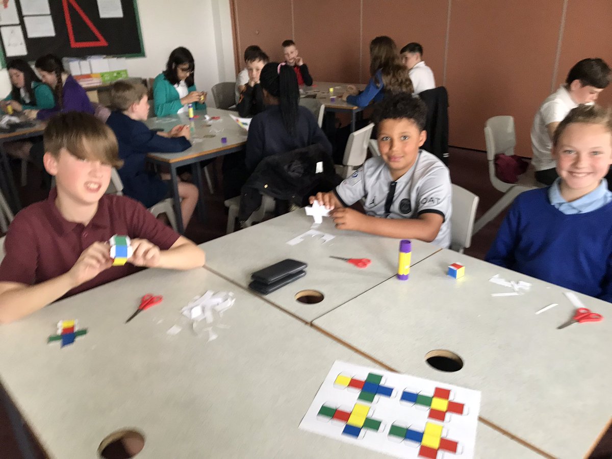 RODS_Transition's tweet image. Our Maths workshop was incredibly fun! 

Students had a great time - thank you Mr Heppenstall for your support this afternoon 🧮🤔

@Rodillian_Ac