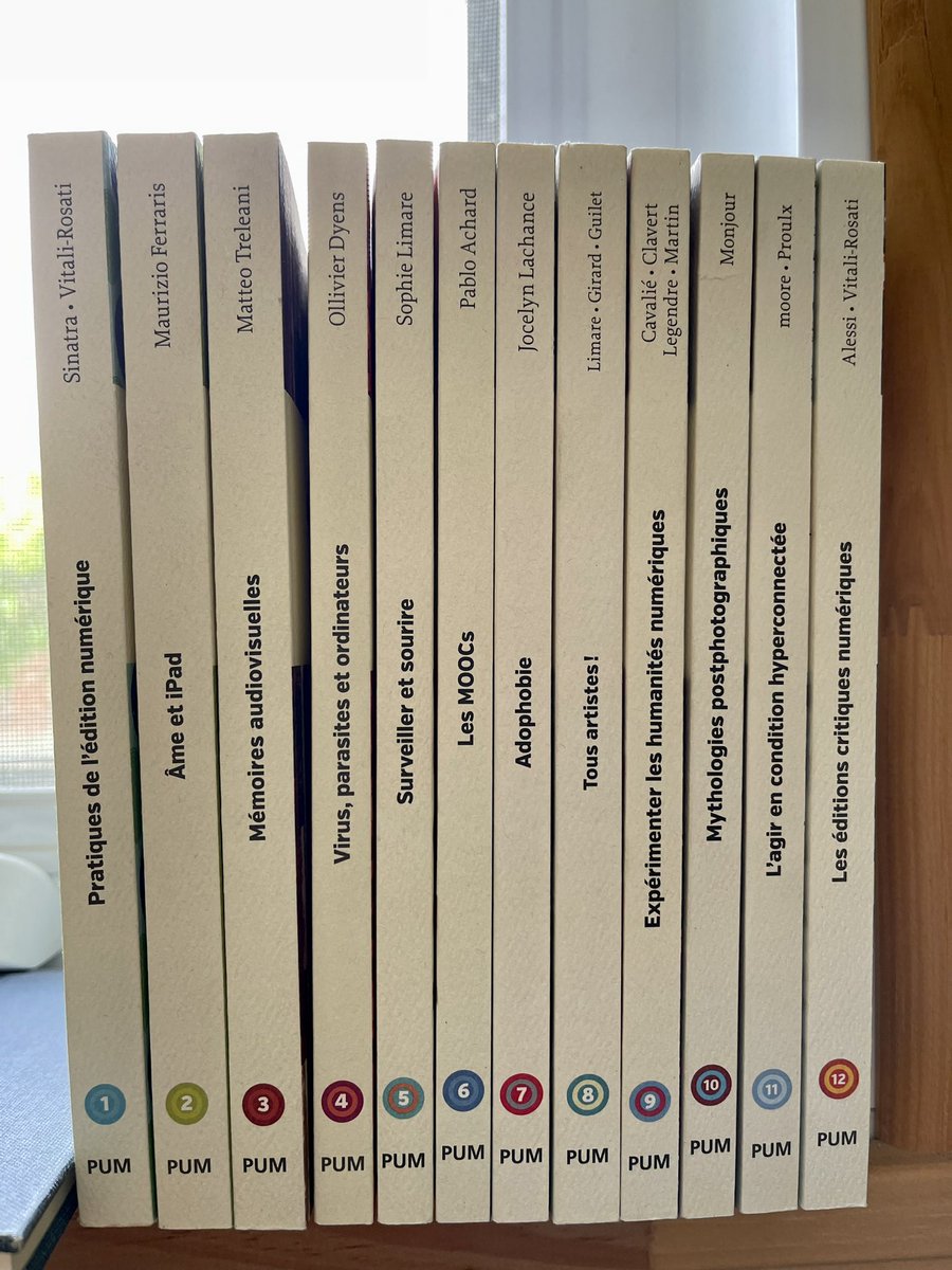 crihunum's tweet photo. Notre centre est heureux de soutenir la collection @Parcoursnumerik aux @PressesUdeM. Lancée en 2014 par @mesinatra et Marcello Vitali-Rosati, la collection vient de publier son 12eme ouvrage! La collection est offert en accès libre en version augmentée @FASNouvelles @UMontreal https://t.co/8HC41lMm2S