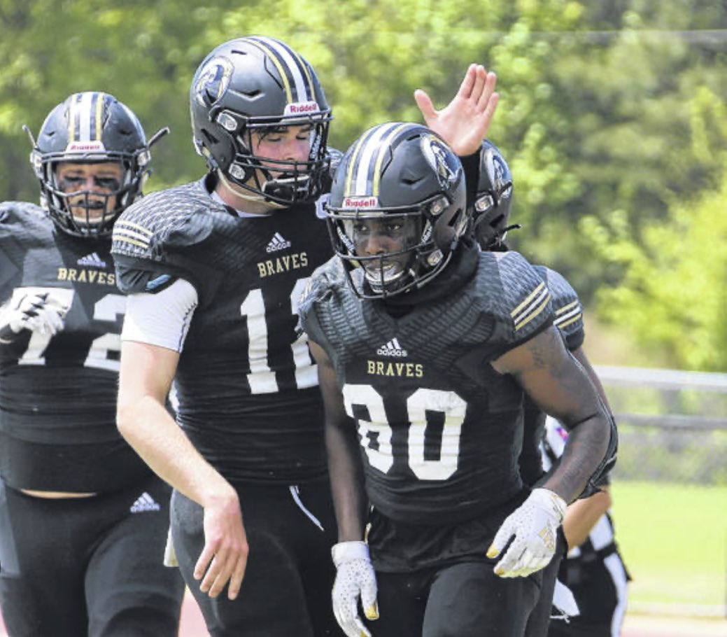 ᵀᵃᵛᵃʳᵉˢ ᴹᵘʳʳᵃʸ ᴶʳ ³ (@tmurr_jr) on Twitter photo Blessed to receive 3rd offer from UNC pembroke!! <a href="/thetylereden/">Tyler Eden</a> <a href="/H2_Recruiting/">Hasani (H2) | Football Recruiting</a> <a href="/BartowFb/">Bartow Yellow Jackets Football</a> <a href="/Antwon_Murray/">Antwon Murray</a> <a href="/polk_way/">PolkWay</a> <a href="/DylanOliver23/">PolkwayDylan</a> Blessed to receive 3rd offer from UNC pembroke!! <a href="/thetylereden/">Tyler Eden</a> <a href="/H2_Recruiting/">Hasani (H2) | Football Recruiting</a> <a href="/BartowFb/">Bartow Yellow Jackets Football</a> <a href="/Antwon_Murray/">Antwon Murray</a> <a href="/polk_way/">PolkWay</a> <a href="/DylanOliver23/">PolkwayDylan</a>