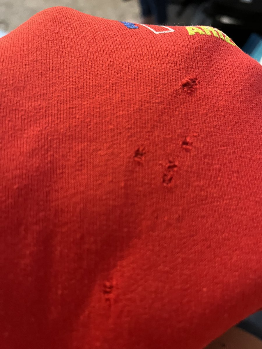 inthementalward's tweet photo. got merch at the pgh @waterparks show and it has holes in it:( does anyone know what i can do to swap it or who to reach out to? @awsten @underscoregeoff @jawn https://t.co/mPQBcMW6Eq