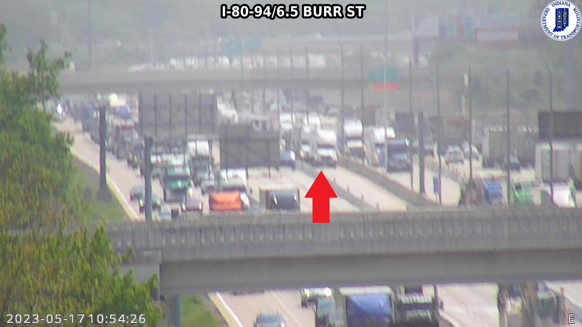WBBM1059Traffic's tweet photo. A mess in #Gary on WB I-80/94 as a stalled semi blocks the left-center 'express' lane near Cline Ave. Get tot he far left lane or the 2 right lanes to avoid getting stuck with no way out. #NWI #ChicagoTraffic @WBBMNewsradio @INDOTNorthwest @ISPLowell2 https://t.co/HrDFdH0mhB