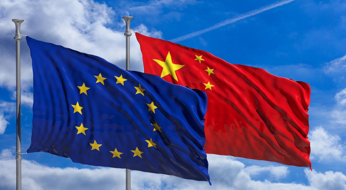 The message of all EU 27 Foreign Ministers is clear: 
the best way to shape China’s choices is through robust engagement and by reducing strategic risks.

My oped on how to re-calibrate the EU's policy towards China:
europa.eu/!CTfDRj