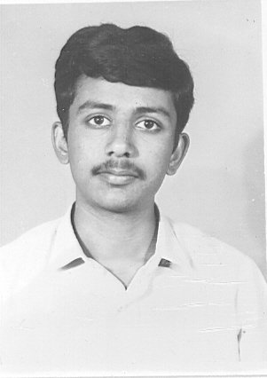 AnanthOnTrack's tweet photo. #MeAt22 - the passport photo for my first attempt at the UPSC exam! #photography https://t.co/tkG4KLKZmQ