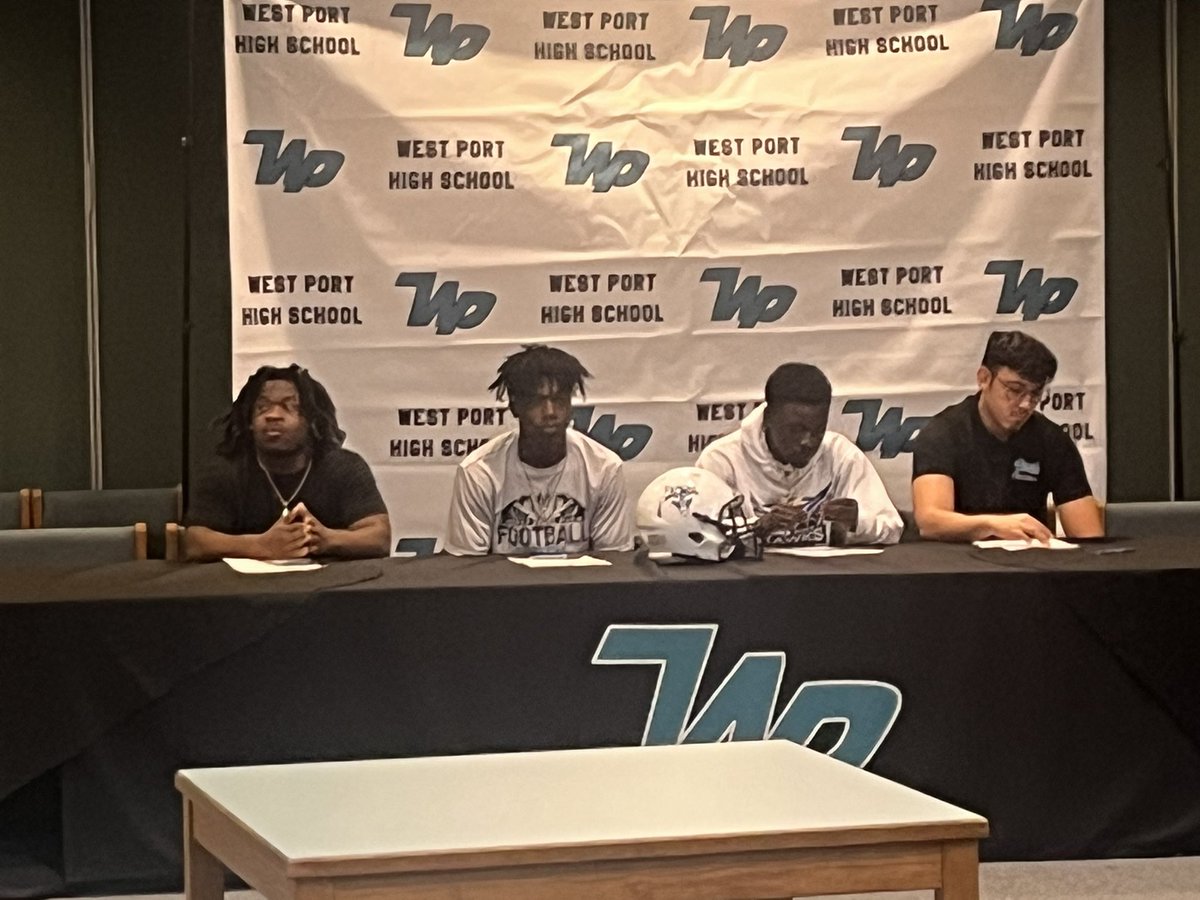 Congratulations…🔵⚫️🐺
<a href="/Antoine383838/">Antoine Lane Jr</a> <a href="/GeoMorales17_/">Geovanni Morales</a> <a href="/jeremiah21Db/">jeremiah fuller</a> <a href="/jaquai/">jaquai walker</a> <a href="/CoachEjames83/">Coach James</a> <a href="/OcalaPreps/">Ocala Preps</a> <a href="/AP_Writess/">Allen Pettigrew</a> 
#CHANGEISHERE
#ITSANEWDAY