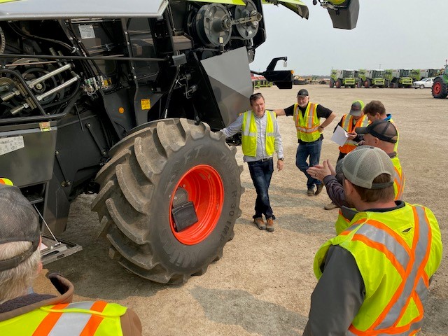 agwestltd's tweet photo. Claas legend Rick Hubrich shares some valuable product training with members of sales and service in Elie.  Agwest legends Greg and Murray even learned a few things!  Rest of us learned lots :D
#ClaasLexion8000series
#Harvest2023comingsoon https://t.co/GEGqR7nmnl
