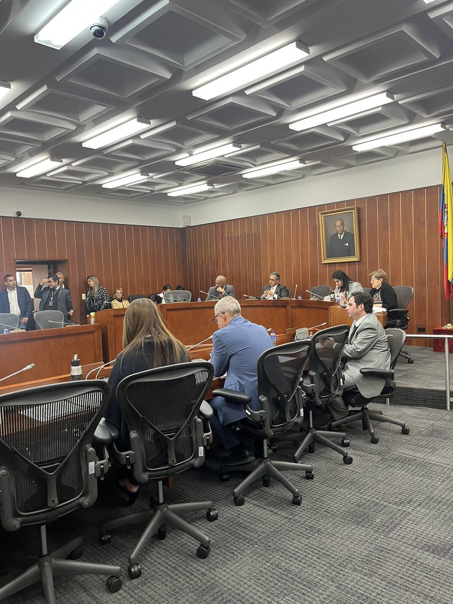 JohnMoisesBesaile (@utljohn) on Twitter photo #AEstaHora en comision cuarta del senado de la Republica en debate con <a href="/MintrabajoCol/">MinTrabajo</a> revisando reforma laboral que se empezará a discutir siga la transmisión aquí 👇🏻 youtube.com/live/bC1qhKmWx… #AEstaHora en comision cuarta del senado de la Republica en debate con <a href="/MintrabajoCol/">MinTrabajo</a> revisando reforma laboral que se empezará a discutir siga la transmisión aquí 👇🏻 youtube.com/live/bC1qhKmWx…