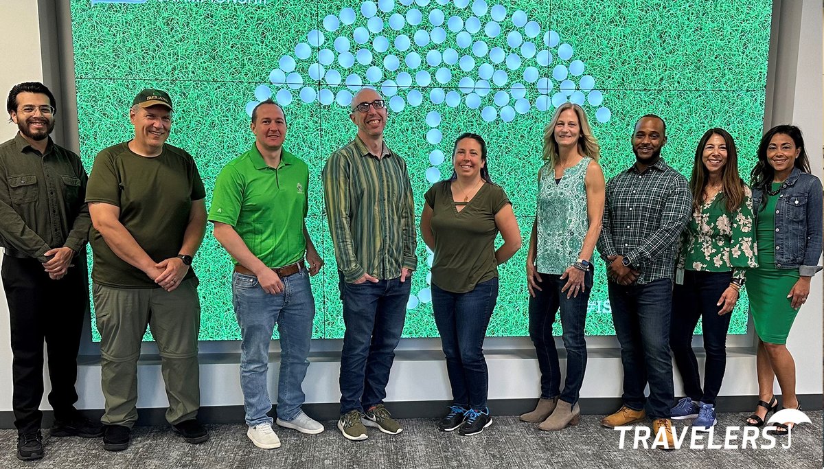 TRV_Careers's tweet photo. We are wearing green across @Travelers, @TravelersEurope and @TravelersCanada today to #ShatterTheStigma and raise awareness for mental health and mental illness. #MentalHealthAwarenessMonth https://t.co/oUXcxHCCiA