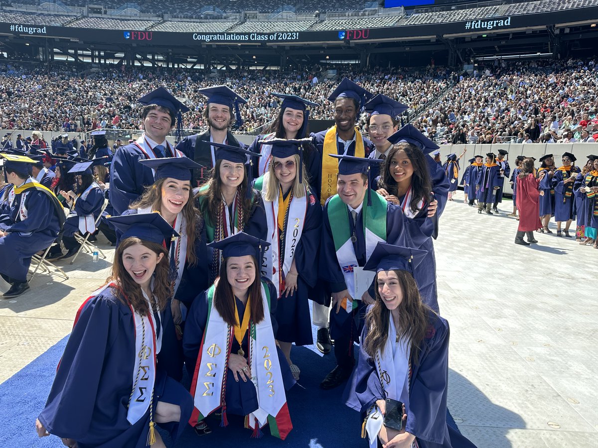 FDUTheater's tweet photo. Congratulations #FDUTheater majors and minors, you did it! 

We're so proud of all you have accomplished during your time at @FDUWhatsNew and cannot wait to see the incredible things you do in the future. #ClassOf2023 #FDUGrad https://t.co/T2RHBh9RwL