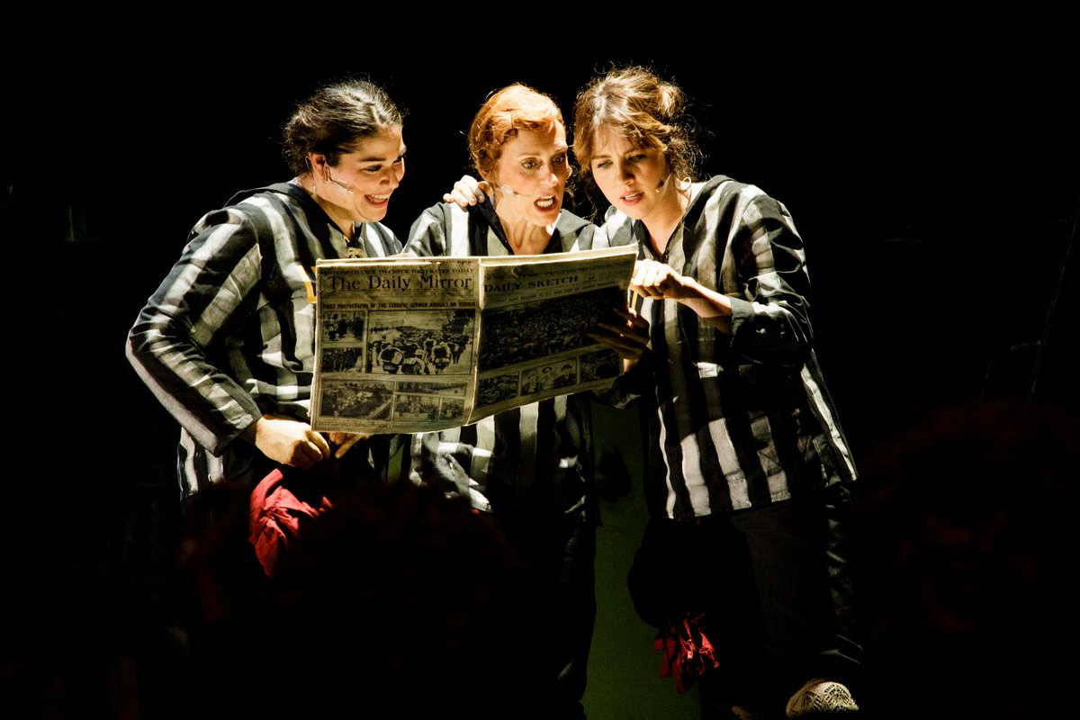 barcopirataorg's tweet photo. ¡Últimas fechas de la gira #ladiesfootballclub '23!

Viernes 19/5 en el Teatre Serrano de GANDÍA 💥
Entradas: https://t.co/0Nqh4FShUm

27/5 PRAT DE LLOBREGAT @teatrelartesa
2-3/6 SANTANDER @PFCantabria
8-11/6 ZARAGOZA @TeatroZgz
Y en octubre LEÓN, BADAJOZ, SANT CUGAT y GRANOLLERS https://t.co/0siCqS78aP