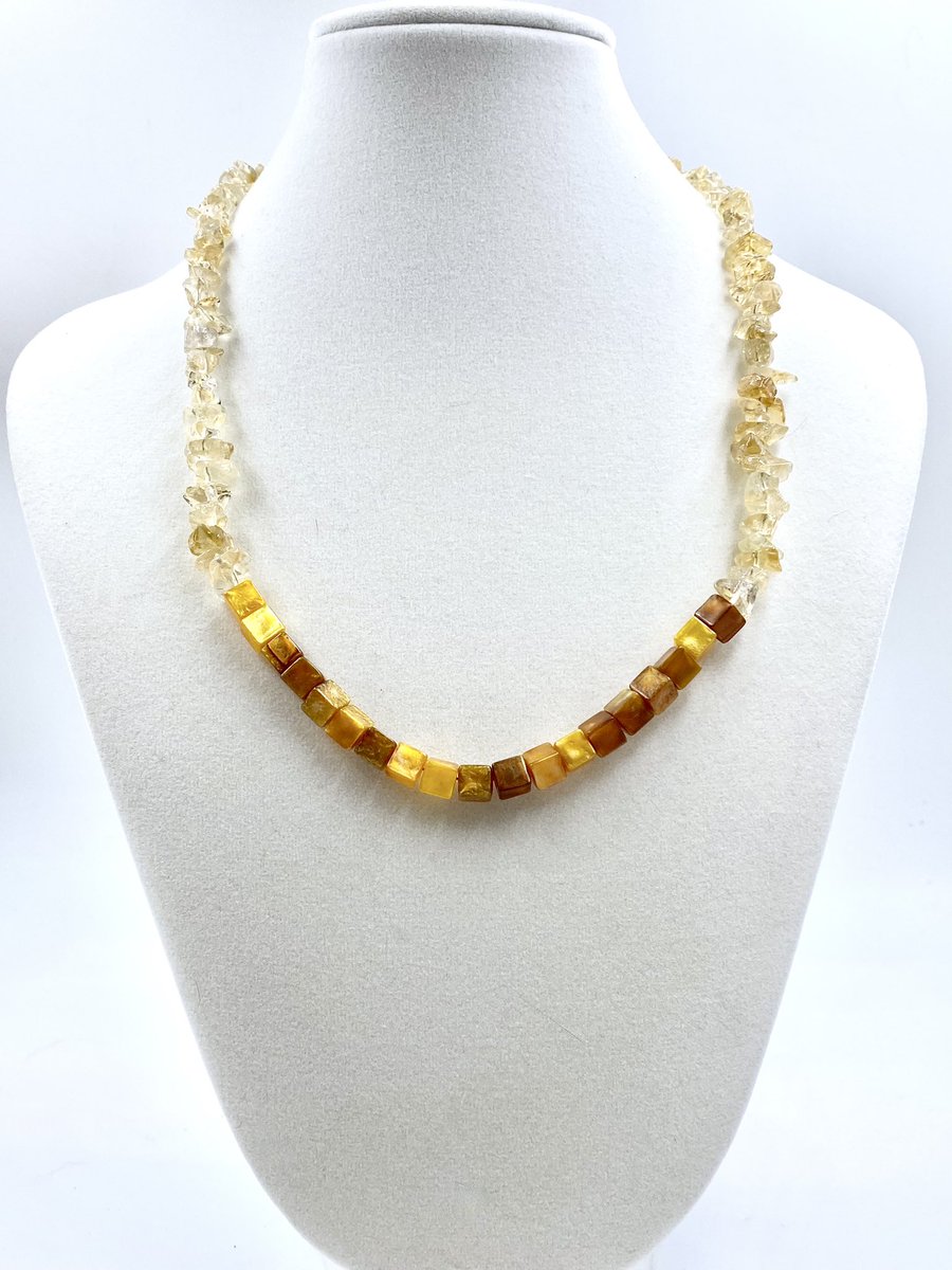 everydayapromis's tweet photo. Oooooo! Citrine overload! Love this! See it at https://t.co/kJunnzU6nS 
@everydayapromis https://t.co/XcjrZ21T3S