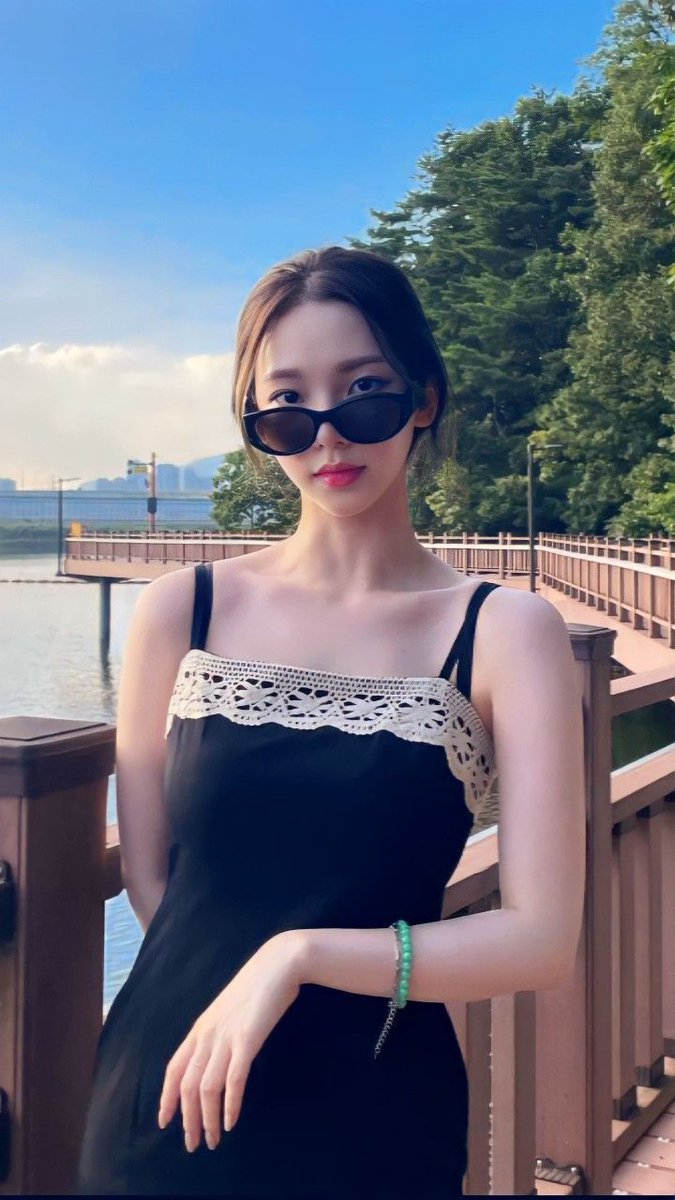 vansc0tt's tweet photo. I have so many pic of yours here, and you really look good kaya like all I can say I'm really lucky to have you, mahal 🥰 https://t.co/jfiHIz3akj