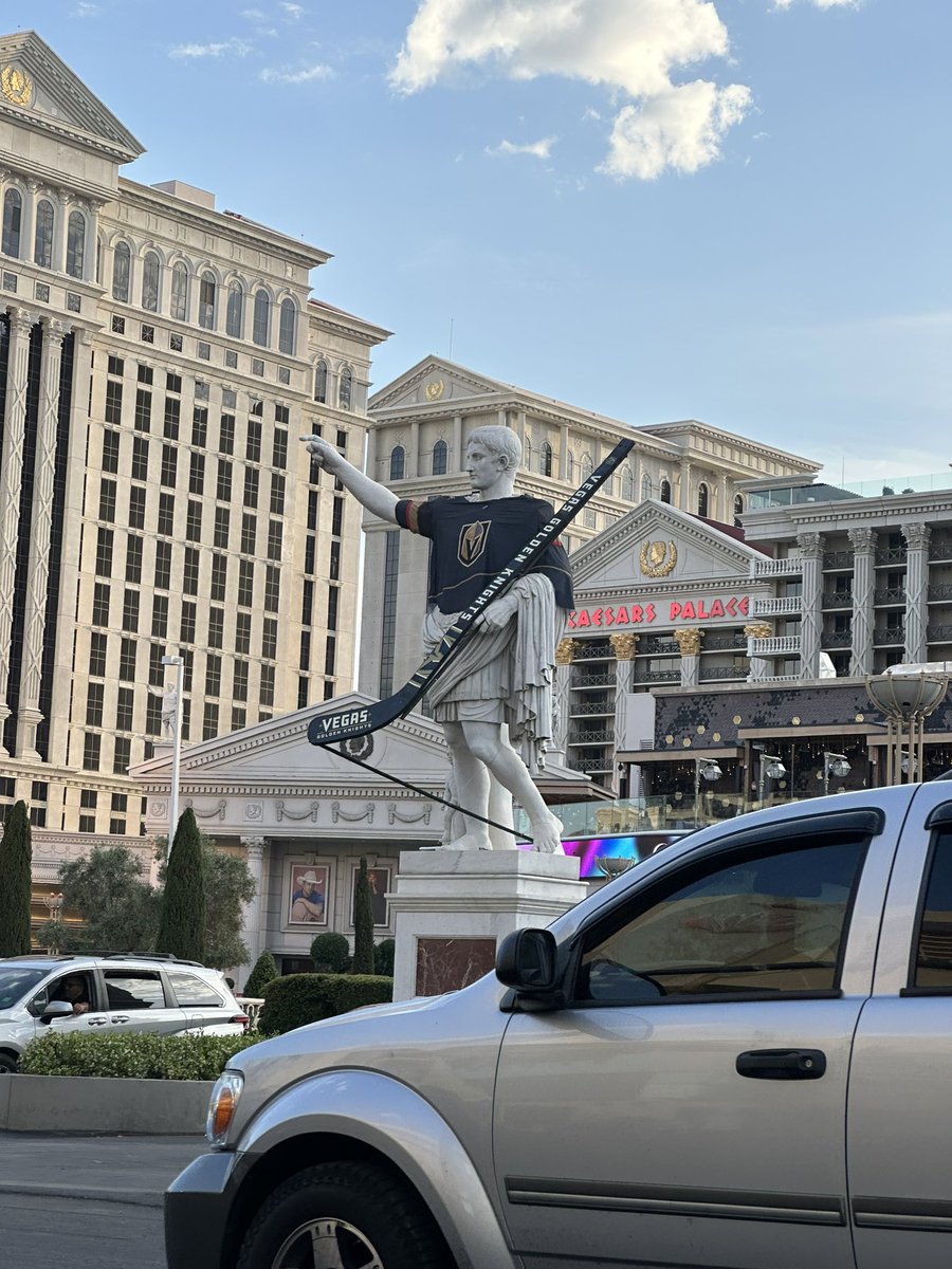 Scott Johnson tweet media