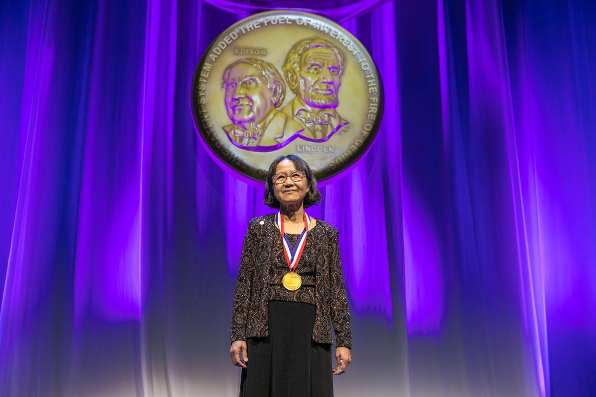 Inventor_CH's tweet photo. InventorsHOF: We are only a few months away from our annual Induction Ceremony! Let’s take a look back at some highlights from last year’s celebration of innovation. #NIHF2022 https://t.co/azoCmpFvCt