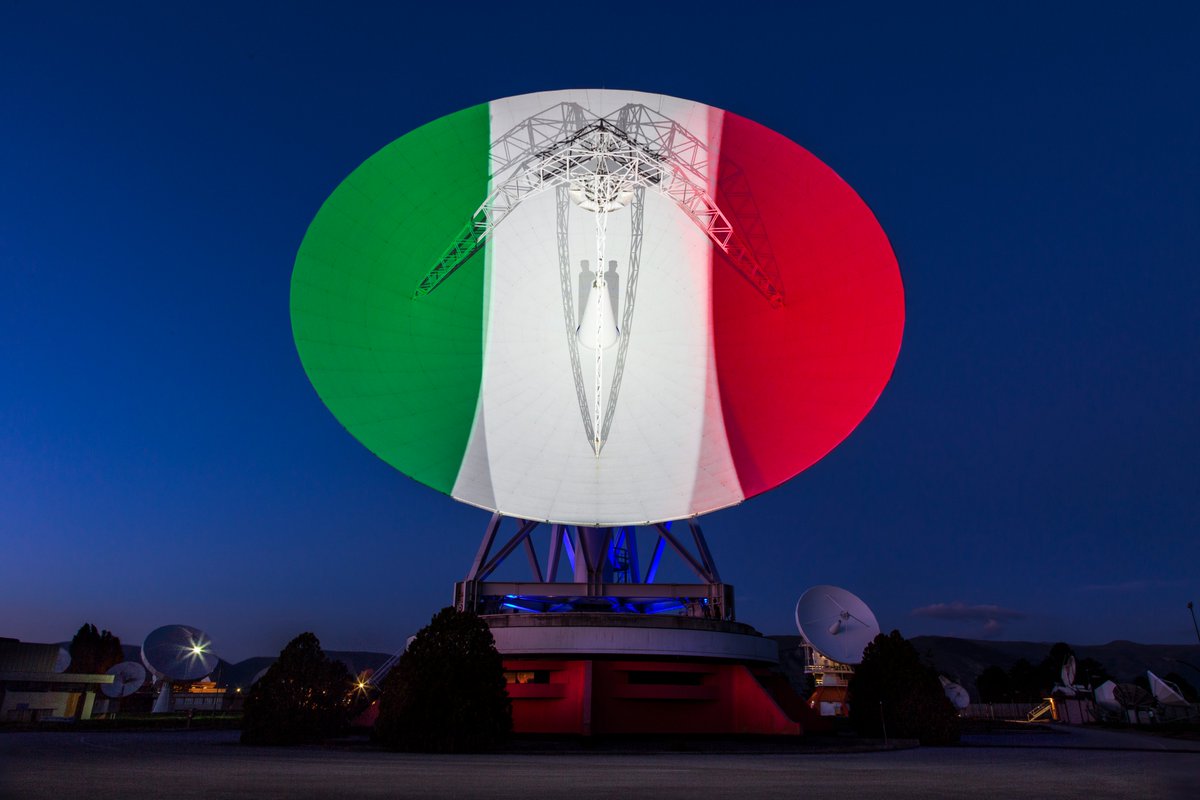 LDO_Fondazione's tweet photo. Il Centro Spaziale del #Fucino di @telespazio è uno dei più importanti #teleporti al mondo. Controlla i #satelliti in orbita e gestisce le missioni #spaziali. @LDO_Fondazione visiterà il centro, insieme alla classe del #LiceoDigitale #ITCGCARLOMATTEUCCI 
https://t.co/Zkyu8QvMtc https://t.co/3gtIlzBgXA