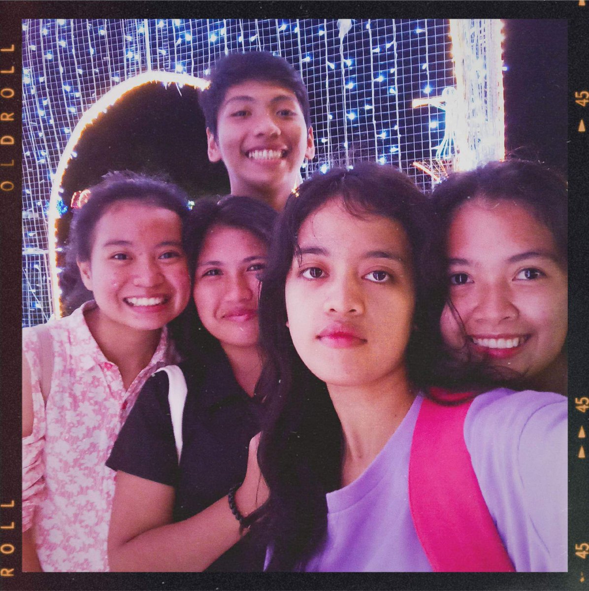 micahamnidaaa's tweet photo. Homiesss ❤️

#CMUBAELS 
#WeNeverGoOutOfStyle 
#Doreenified https://t.co/IyYiXZVJTO