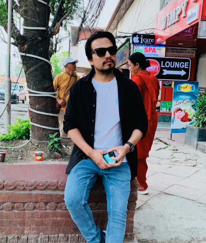 HarryYonjan2's tweet photo. If you can't walk happily alone and start looking for the company of others, you start to feel sad. Expecting others is inviting misery. https://t.co/67uim3aXDT