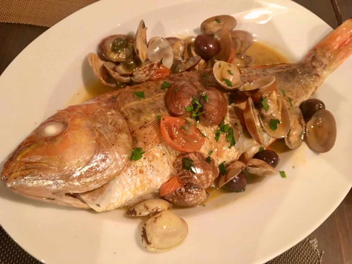 sakimizutani's tweet photo. 昨晩はイタリア料理、
新静岡セノバ近くのソーロイオさんへ。
思った以上に量があり（というより注文し過ぎた��為に）
お客様も私もお腹がぱんぱかぱん🤣。
シェフの丁寧なお料理、
久しぶりでしたが
変わらずとても美味しかったです😊。

＃soloio
＃ソーロイオ　
＃イタリアン　
＃イタリア料理 https://t.co/vagx6bk4pb