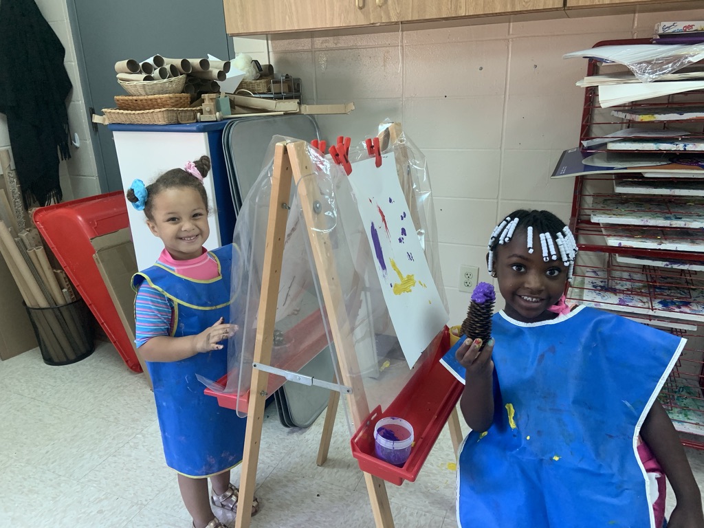 Kids need time to play &amp; connect with peers. Joy, excitement, 
laughter are constantly present in Horizons classrooms. We're working to create another joyful summer in 2023. Help us by donating &amp; spreading the word - your support is important!

buff.ly/3bbOayi