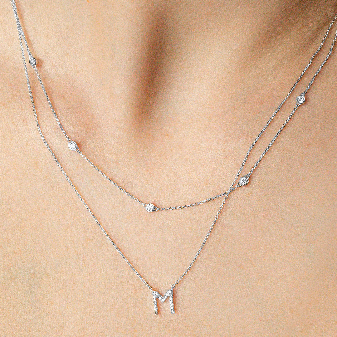 Ashi_Diamonds's tweet image. Find the perfect gift for yourself or a loved one with our stunning station and initial necklace collection✨
#stationjewelry #stationnecklace #initialpendant #USA #ASHIDiamonds