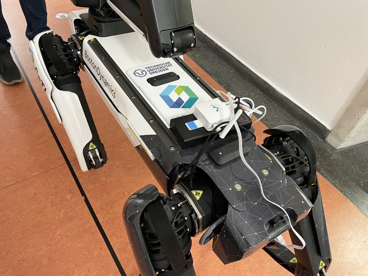 Meshmerize (@meshmerizenet) on Twitter photo 🐶We recently took <a href="/BostonDynamics/">Boston Dynamics</a> #Spot for a walk on a wireless leash, giving it the freedom to roam freely and explore its environment at the <a href="/tudresden_de/">TU Dresden</a> wireless mesh testbed. <a href="/TactileInternet/">Tactile Internet</a> <a href="/6gLife/">6G-life</a> 🐶We recently took <a href="/BostonDynamics/">Boston Dynamics</a> #Spot for a walk on a wireless leash, giving it the freedom to roam freely and explore its environment at the <a href="/tudresden_de/">TU Dresden</a> wireless mesh testbed. <a href="/TactileInternet/">Tactile Internet</a> <a href="/6gLife/">6G-life</a>