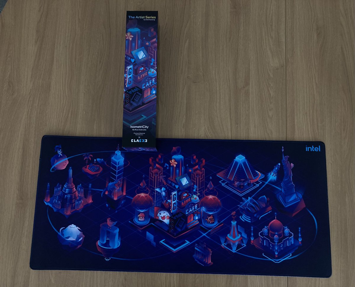 Hantar84's tweet photo. Gros plan sur #IsometriCity by Rose Gold Jelly https://t.co/wvBYyfr1zm