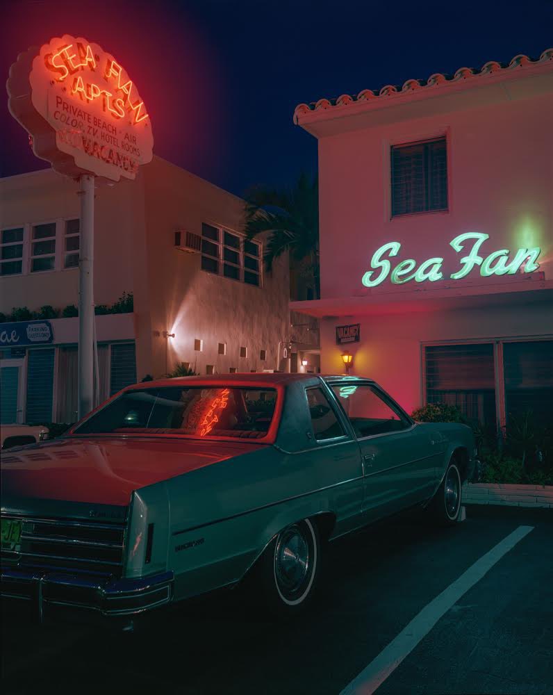 polkagalerie's tweet photo. La Galerie Polka est heureuse de présenter l'exposition "Panorama" de Joel Meyerowitz.
RDV le jeudi 25 mai de 18h à 20h30 pour le vernissage de l'exposition.
Visible du 26 mai au 29 juillet 2023. https://t.co/1e02RTIIbJ