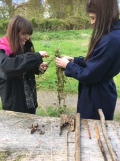 LincITT's tweet photo. Art and Design trainees making a sculpture in the environment!  
Train to teach Art and Design with Lincolnshire SCITT
Places available for September 2023!

Check out our website for further details https://t.co/AVeUjXK0XN or give us a call ☎️ 01522 889297 https://t.co/AOxVQn0Xh5