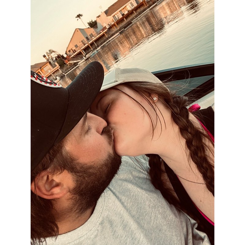 Karlz123_'s tweet photo. My best friend 🩵 I love you https://t.co/7ruGs54L3V