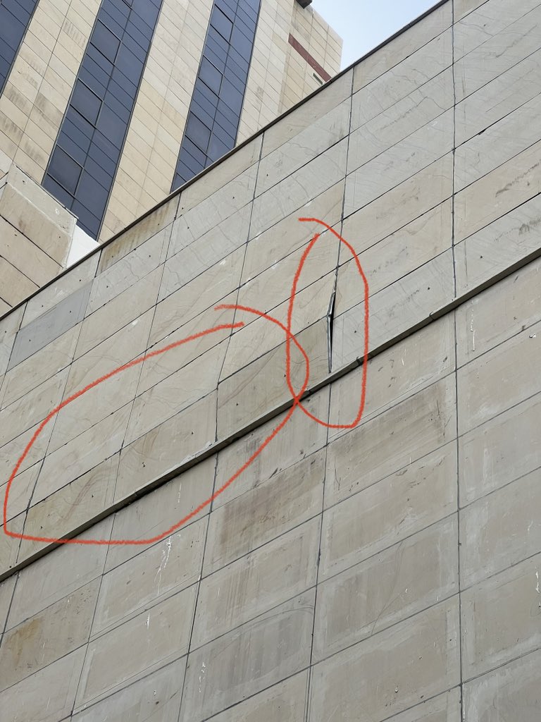 MittaliyaP's tweet photo. Attention @DelhiPolice, I wanted to bring to your attention the hazardous conditions of the tiles on your auditorium building at delhi police headquarters CP ,It's a serious danger to the staff and public. Please take immediate action to fix it. #safetyfirst" @DCPCentralDelhi https://t.co/jlbg9J0Uql