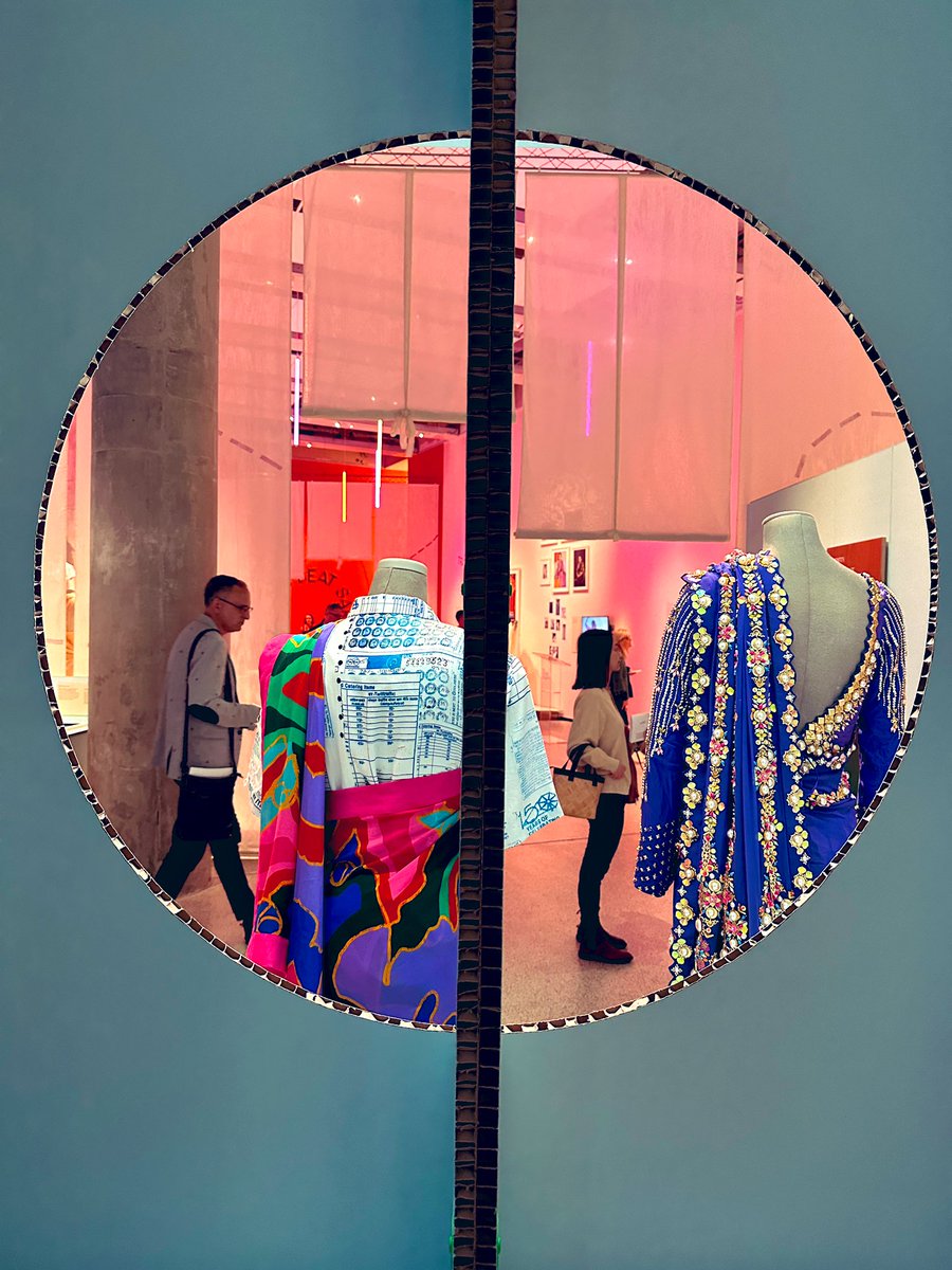 TinctureOfMuse's tweet photo. Ready for a #SneakPeek of #TheOffbeatSari @designmuseum opening on Friday… #PressView #thread 🧵#MuseumBlogger 👀 https://t.co/xGZydtBTtf